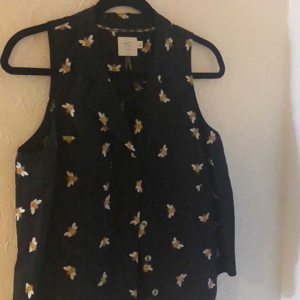 Anthropologie Bee 🐝 Top Size 8